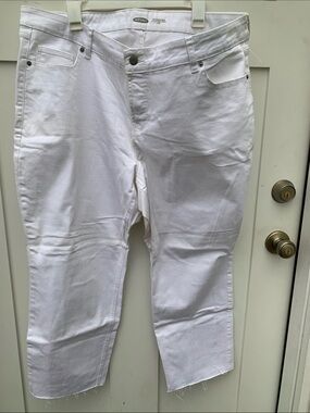 OLD NAVY ROCKSTAR MID RISE White Ankle Jeans for Women